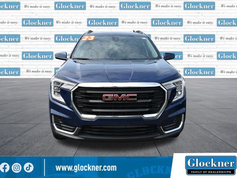 Used 2023 GMC Terrain SLE w/ Driver Convenience Package AWD/4WD image 2