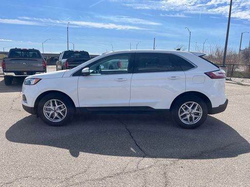 Used 2023 Ford Edge SEL AWD/4WD image 3