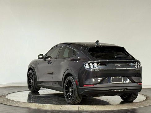 Used 2022 Ford Mustang Mach-E Select image 7