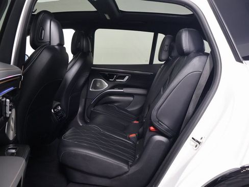 Certified 2023 Mercedes-Benz EQS 580 4MATIC SUV image 11