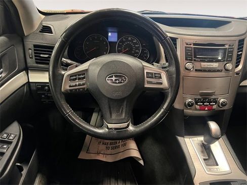 Used 2013 Subaru Legacy 2.5i Premium image 12