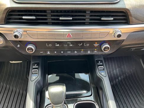 Used 2020 Kia Telluride SX w/ SX Prestige Package AWD/4WD image 18