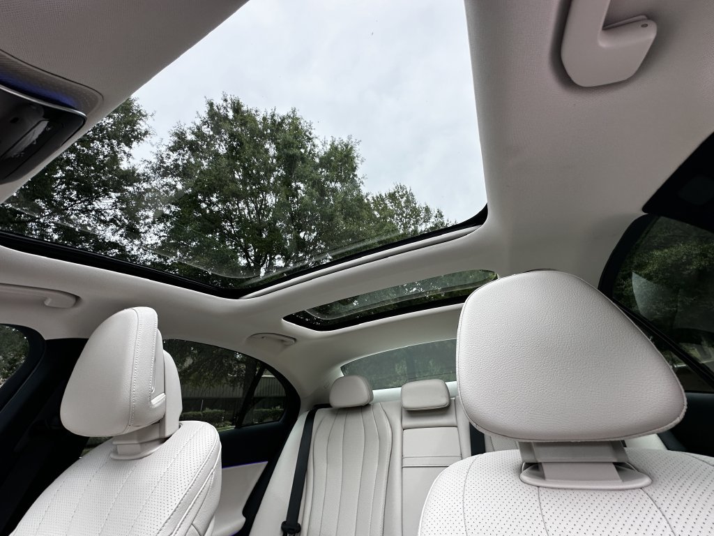 Certified 2025 Mercedes-Benz E 450 4MATIC Sedan w/ Winter Package image 33