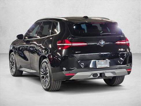 Certified 2025 BMW X3 xDrive30i w/ Premium Package image 7