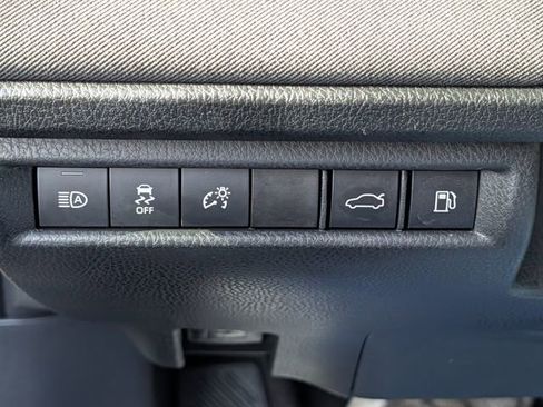 Used 2025 Toyota Camry LE FWD image 23