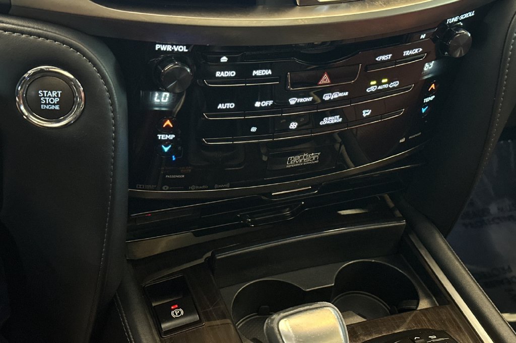 Used 2016 Lexus LX 570 4WD w/ Luxury Package image 23