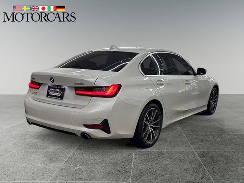 Used 2021 BMW 330i xDrive Sedan w/ Premium Package AWD/4WD image 3