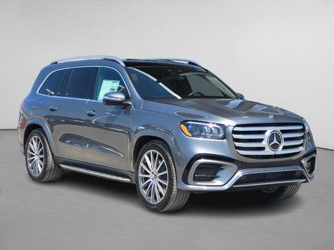 New 2025 Mercedes-Benz GLS 580 4MATIC image 1