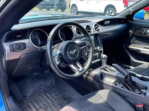 Used 2019 Ford Mustang Coupe w/ Equipment Group 101A RWD image 5
