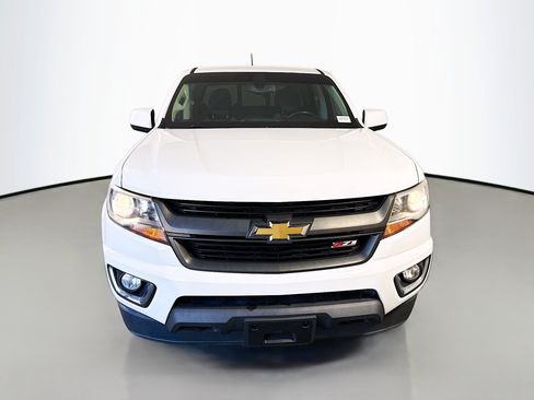 Used 2019 Chevrolet Colorado Z71 RWD image 2