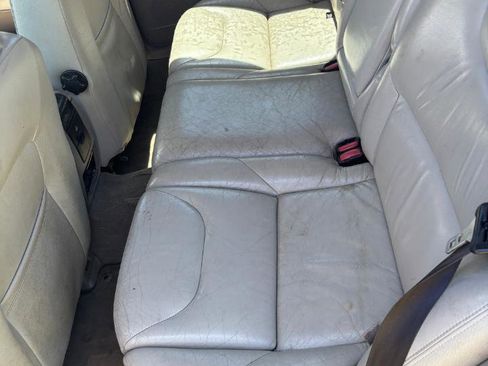 Used 2005 Volvo V70 2.4 FWD image 18
