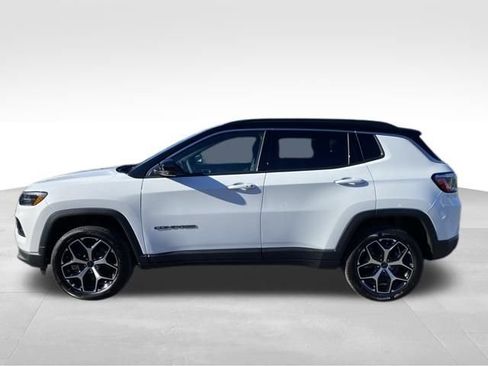 New 2026 Jeep Compass Limited w/ Sun, Sound & Navigation Group image 4
