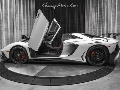 Used 2016 Lamborghini Aventador LP 750-4 Superveloce AWD/4WD image 37