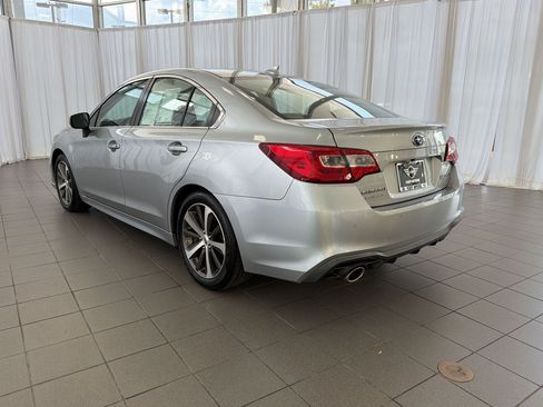 Used 2018 Subaru Legacy 2.5i Limited AWD/4WD image 3