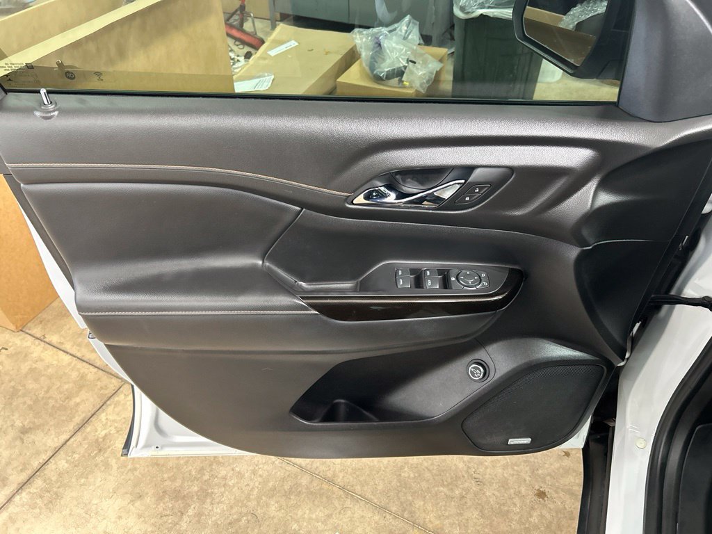 Used 2020 GMC Acadia AT4 w/ GMC Pro Grade Package AWD/4WD image 14