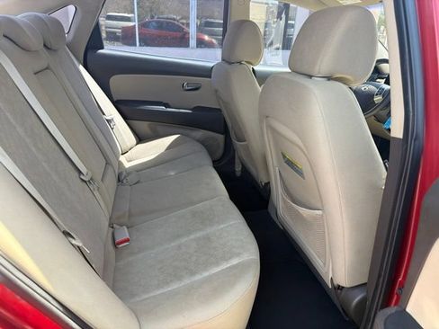 Used 2010 Hyundai Elantra GLS FWD image 14