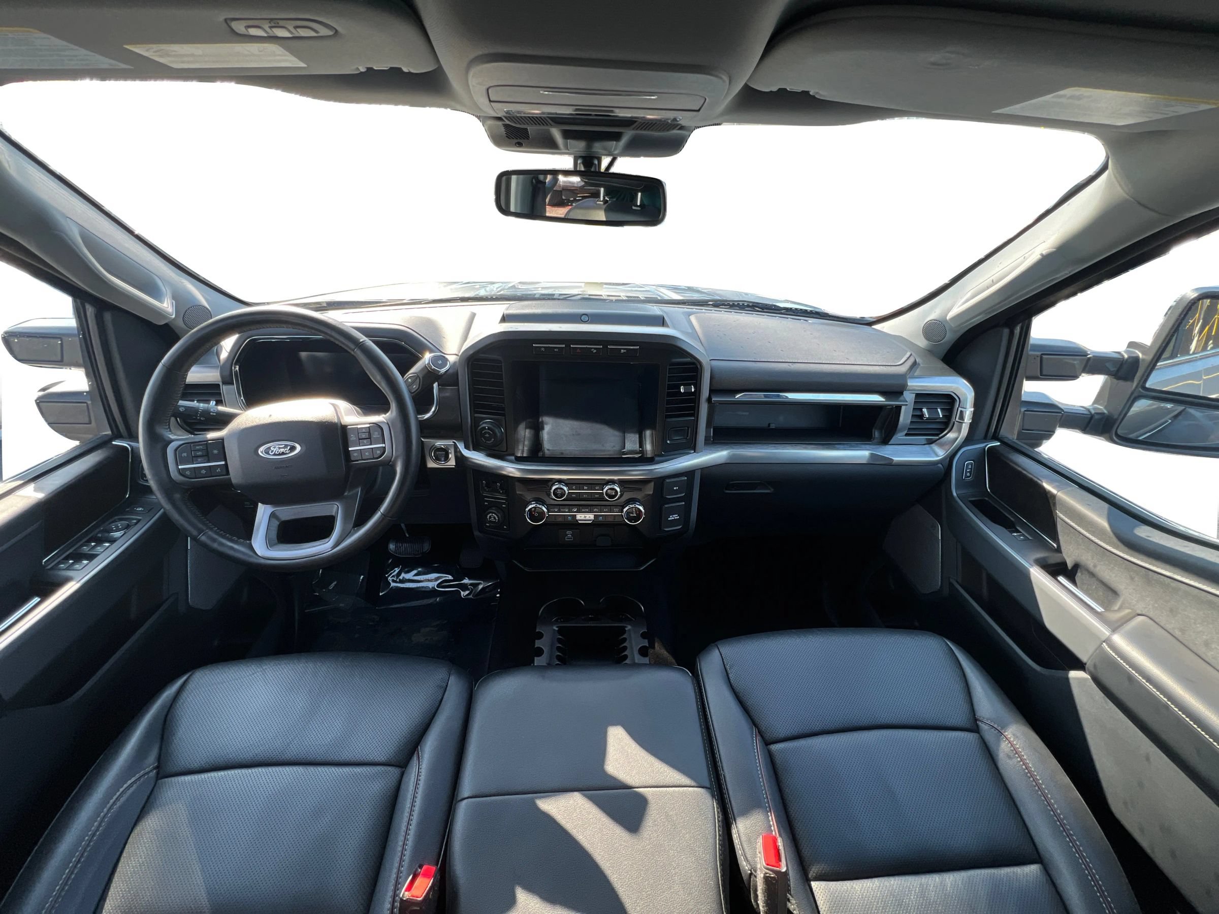 Used 2022 Ford F150 Lariat AWD/4WD image 9