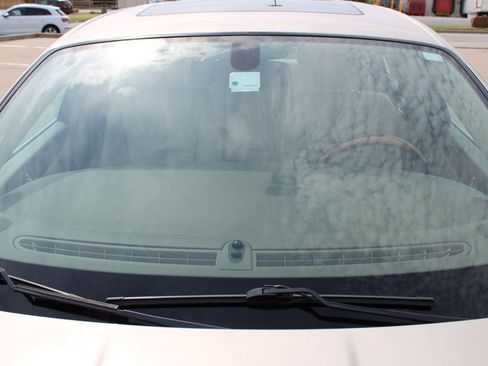 Used 2005 Jaguar XJ8 RWD image 28