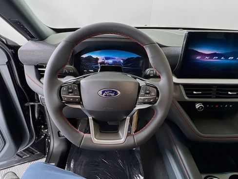 New 2026 Ford Explorer ST-Line w/ ST-Line Street Pack AWD/4WD image 8