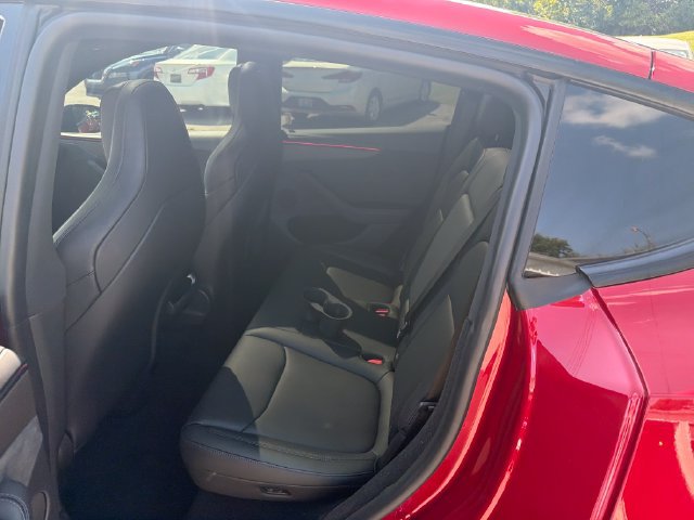 Used 2026 Tesla Model Y Performance AWD/4WD image 14