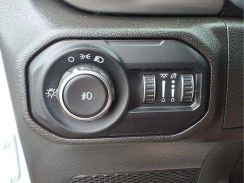 Used 2022 Jeep Wrangler Unlimited Sport AWD/4WD image 23
