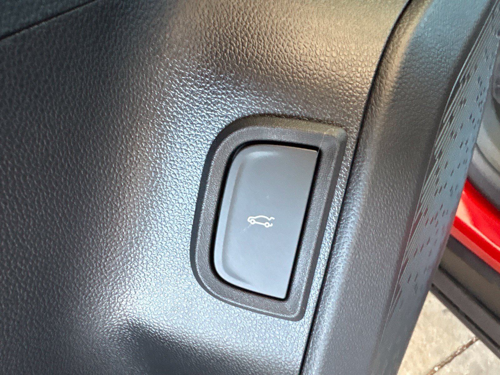 New 2027 GMC Terrain Elevation w/ Elevation Premium Package FWD image 12