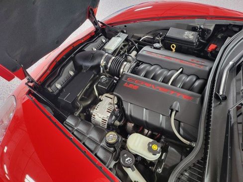 Used 2006 Chevrolet Corvette Coupe RWD image 13