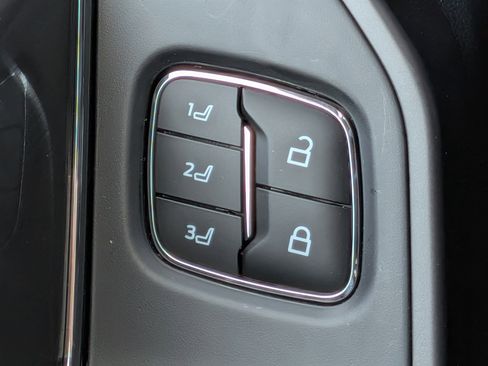 Used 2026 Ford F150 Lariat AWD/4WD image 24