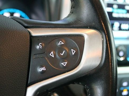 Used 2018 GMC Canyon SLE w/ SLE Convenience Package image 16