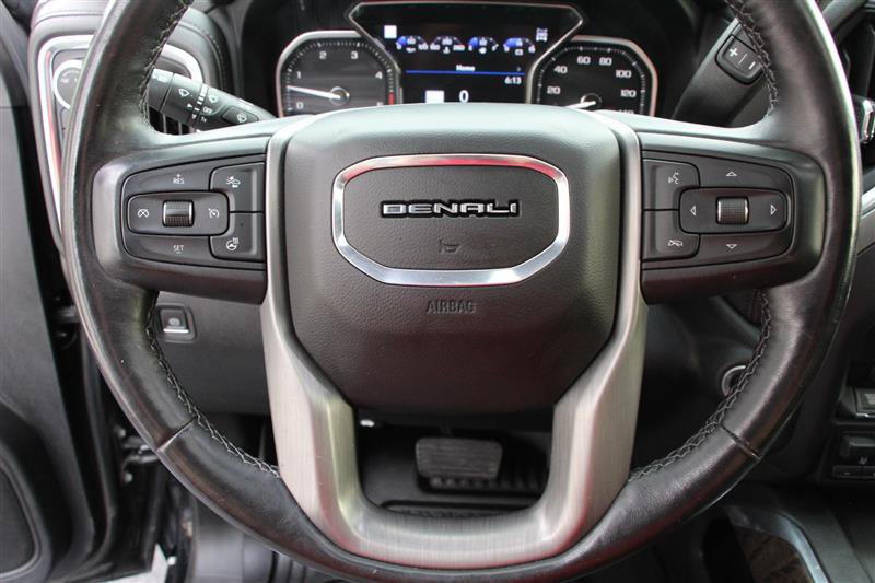 Used 2022 GMC Sierra 2500 Denali w/ Denali Black Diamond Edition AWD/4WD image 25