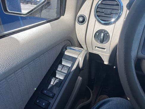 Used 2007 Ford Explorer Sport Trac XLT image 20