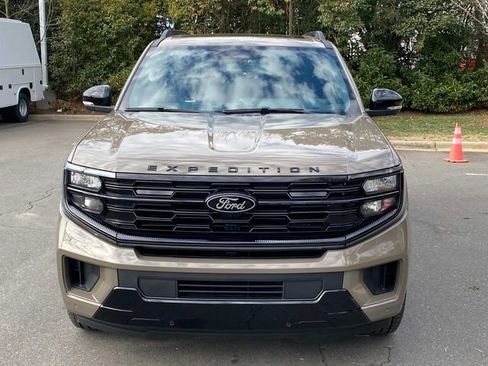 New 2026 Ford Expedition Platinum w/ Stealth Appearance Package image 2