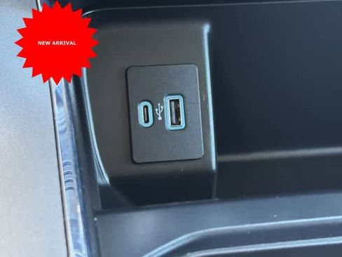 Used 2023 Ford F150 Lightning XLT image 23