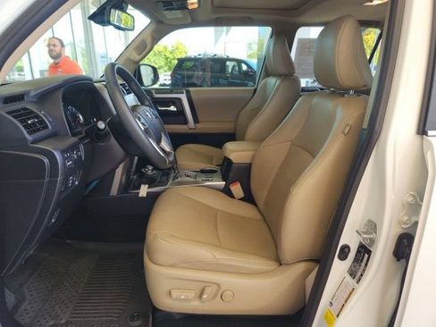 Certified 2022 Toyota 4Runner Limited AWD/4WD image 15