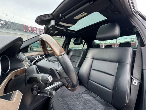 Used 2014 Mercedes-Benz E 350 4MATIC Sedan w/ Premium 1 Package image 9