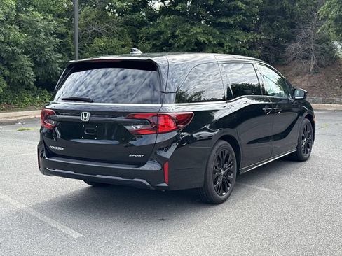 Used 2025 Honda Odyssey Sport-L image 2