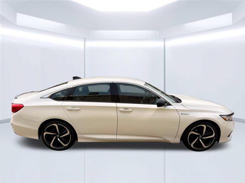 Used 2022 Honda Accord Sport image 4