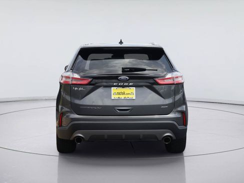 Used 2022 Ford Edge Titanium AWD/4WD image 7