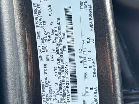 Used 2016 Ford F150 Platinum w/ Equipment Group 701A Luxury image 29