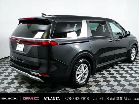 Used 2022 Kia Carnival LX FWD image 3
