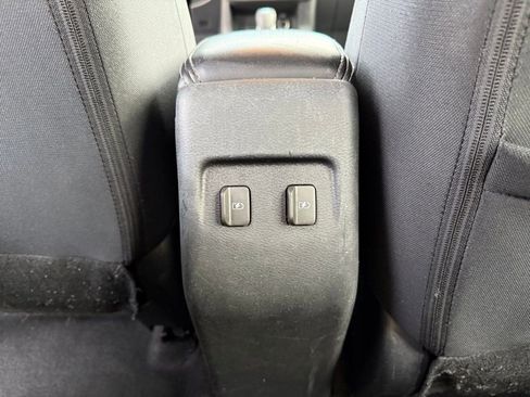 Used 2023 Nissan Kicks SV image 16