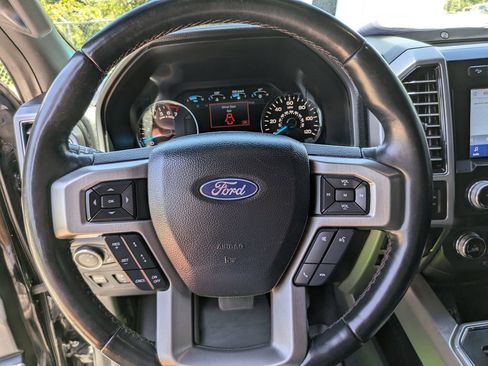 Used 2020 Ford F150 Platinum w/ Equipment Group 701A Luxury AWD/4WD image 32
