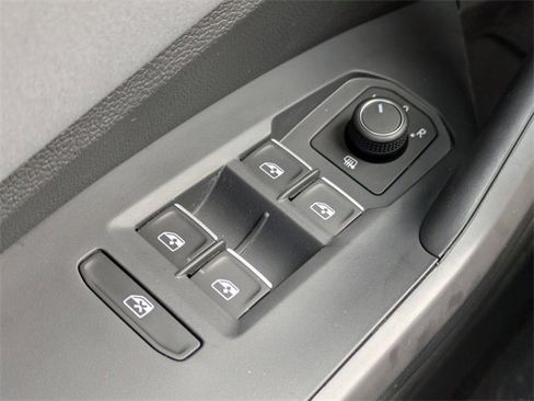 New 2026 Volkswagen Jetta SE image 24