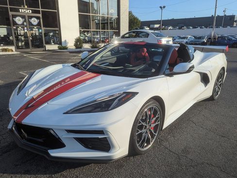Used 2023 Chevrolet Corvette Stingray Premium Conv w/ Z51 Performance Package RWD image 14