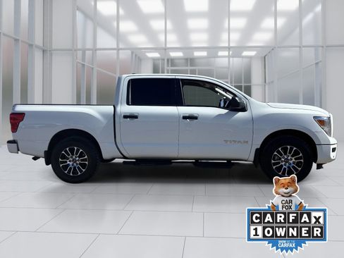 Used 2023 Nissan Titan SV w/ SV Convenience Package RWD image 7
