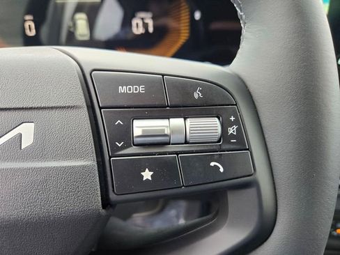 New 2026 Kia Sportage EX FWD image 12