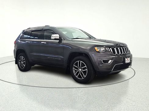 Used 2017 Jeep Grand Cherokee Limited AWD/4WD image 9