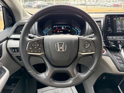 Used 2024 Honda Odyssey EX-L image 18
