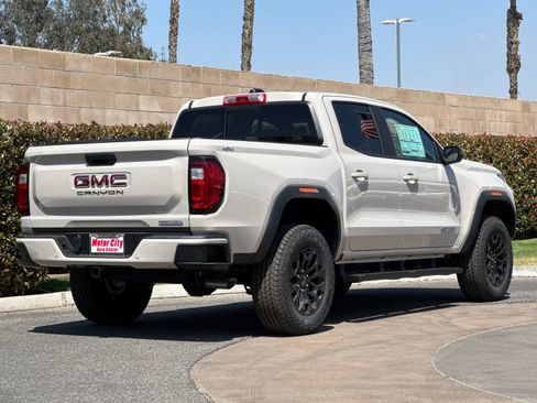 New 2026 GMC Canyon Elevation AWD/4WD image 4