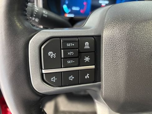 Used 2024 Ford F250 Lariat w/ Lariat Ultimate Package AWD/4WD image 9